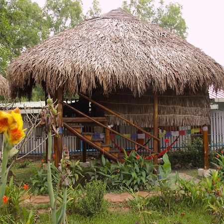 Mama Clares Hotel Sihanoukville Exterior foto