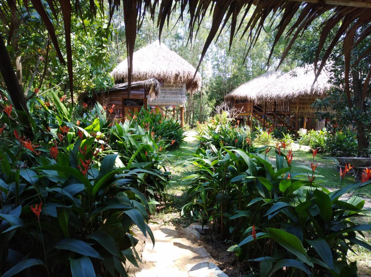 Mama Clares Hotel Sihanoukville Exterior foto